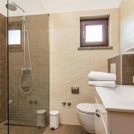 Holiday home Beautifull With Private Pool Pula