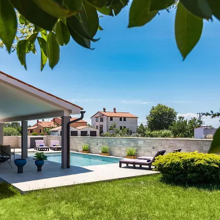 Holiday home Beautifull With Private Pool